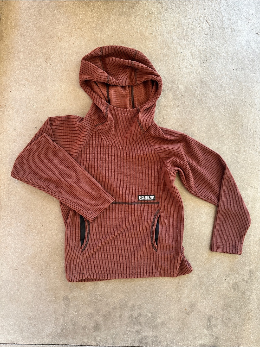 Melanzana Micro Grid Hoodie Kids V2 - Like New- Chocolate - size kids Medium